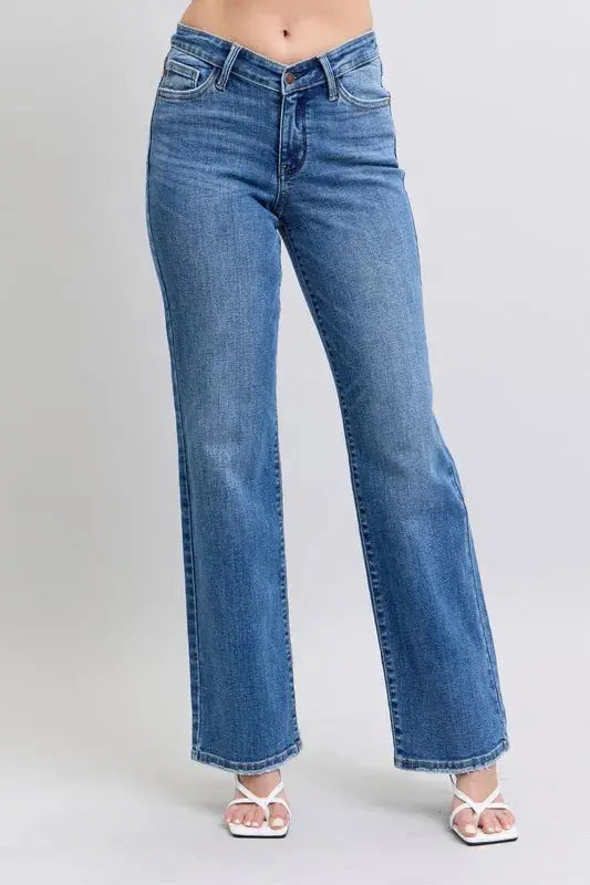 Judy Blue Full Size High Waist V-Front Vintage Wash Straight Jeans Plus Size.