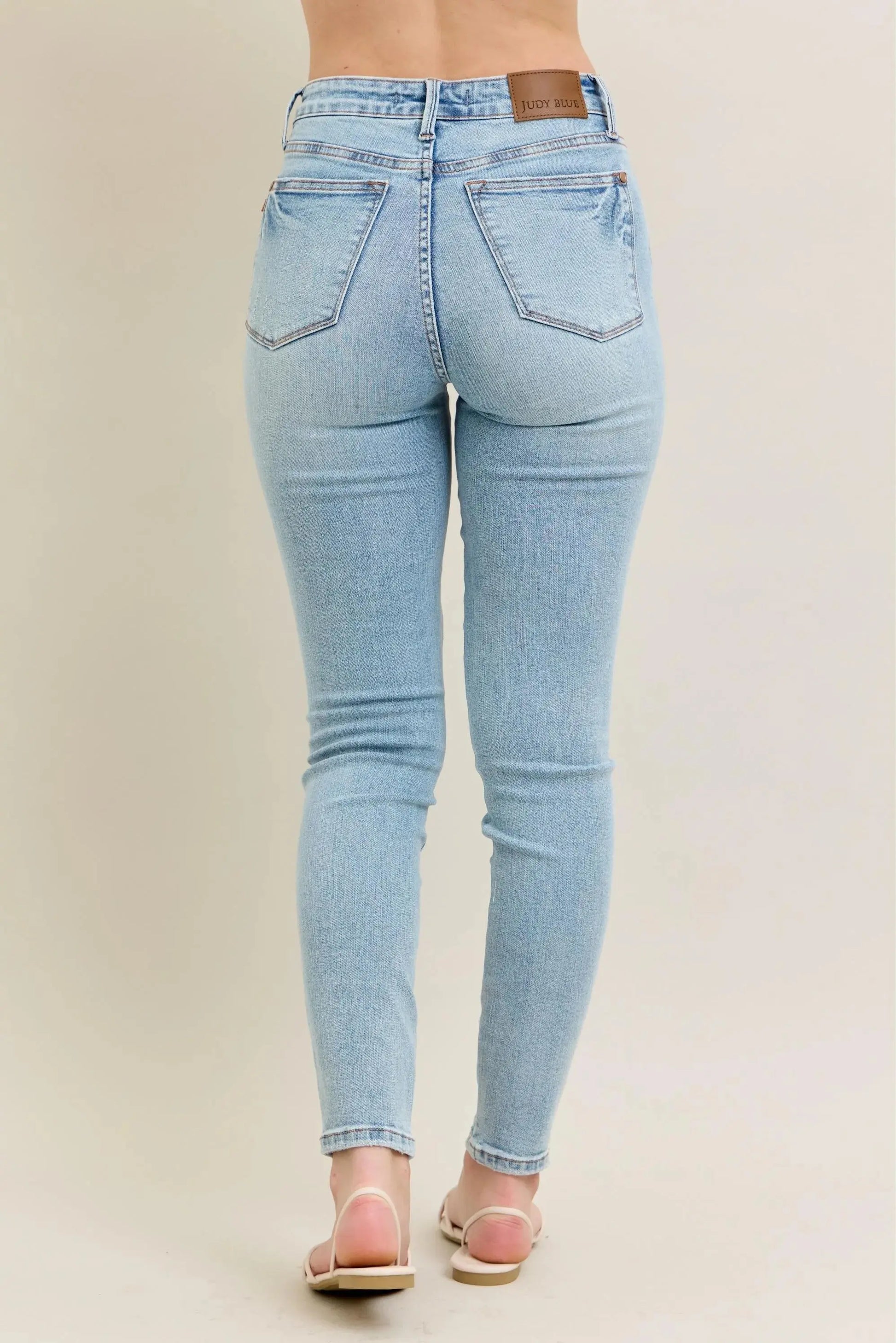 Judy Blue Full Size Mr Tummy Control Vintage Wash Skinny Jeans Plus Size.