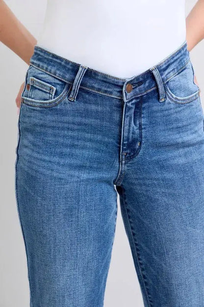 Judy Blue Full Size High Waist V-Front Vintage Wash Straight Jeans Plus Size.