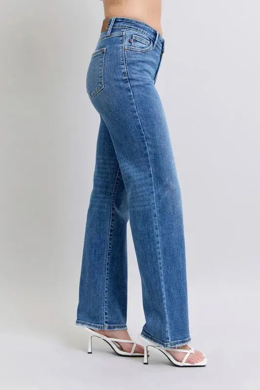 Judy Blue Full Size High Waist V-Front Vintage Wash Straight Jeans Plus Size.