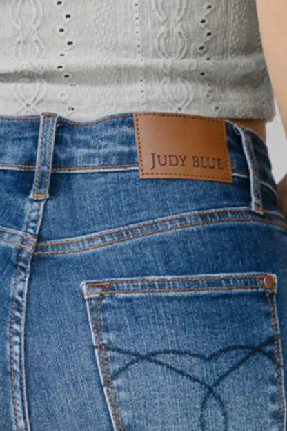 Judy Blue High Waist Back Pocket Embroidery Crop Wide Jeans.