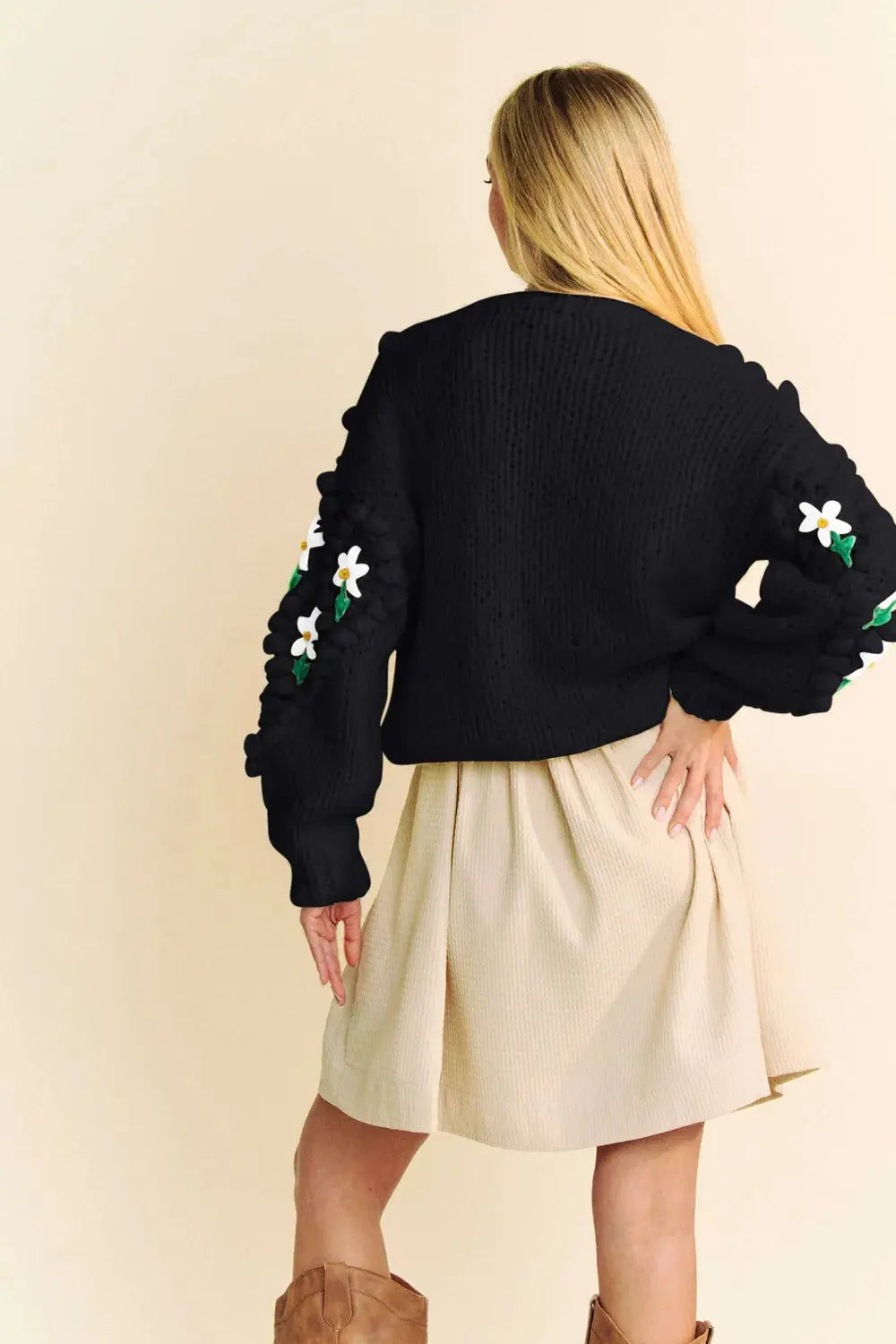 Davi & Dani Floral Pattern Button Down Cardigan.