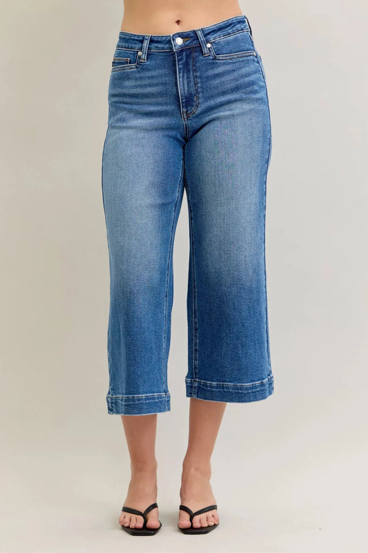 Judy Blue Mid Rise Crop Wide Leg Jeans.