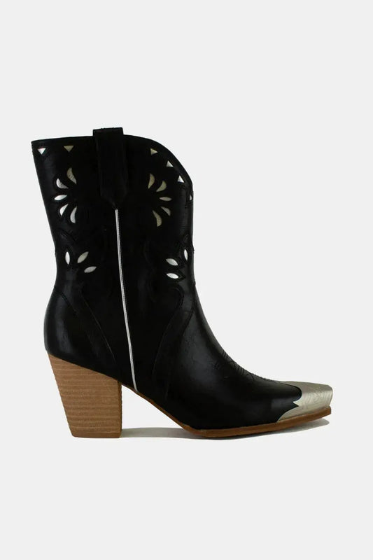 Beast Fashion Cut-Out Floral Embroidery Boots.